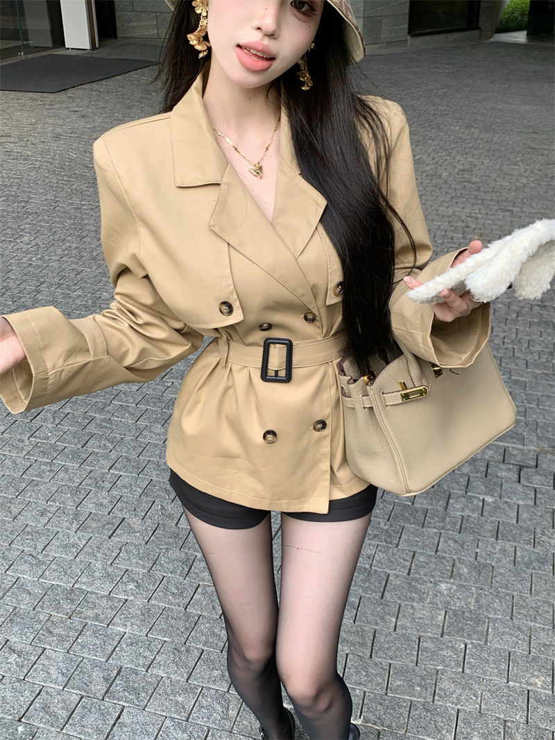 Picture of French High-End Elegant Double-Breasted Jacket Women's 2025 Autum New K-Style Small Khaki Windbreaker