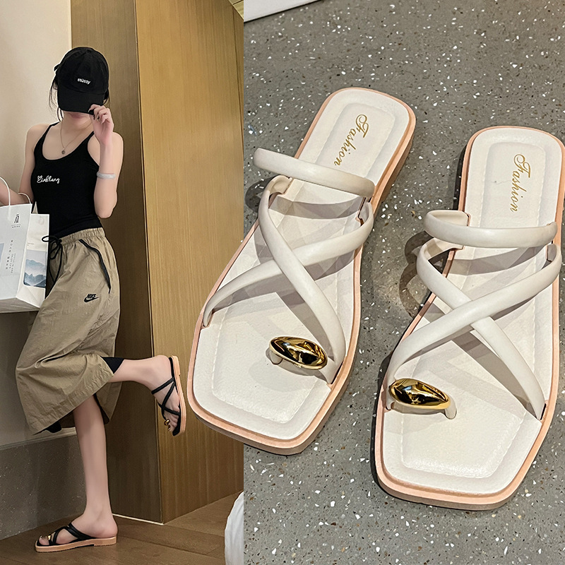 Summer Slippers Women's Fashion Fairy Style Home Indoor Non-slip Exterior Wear All-match Golden Finger Buckle Set Toe Slippers