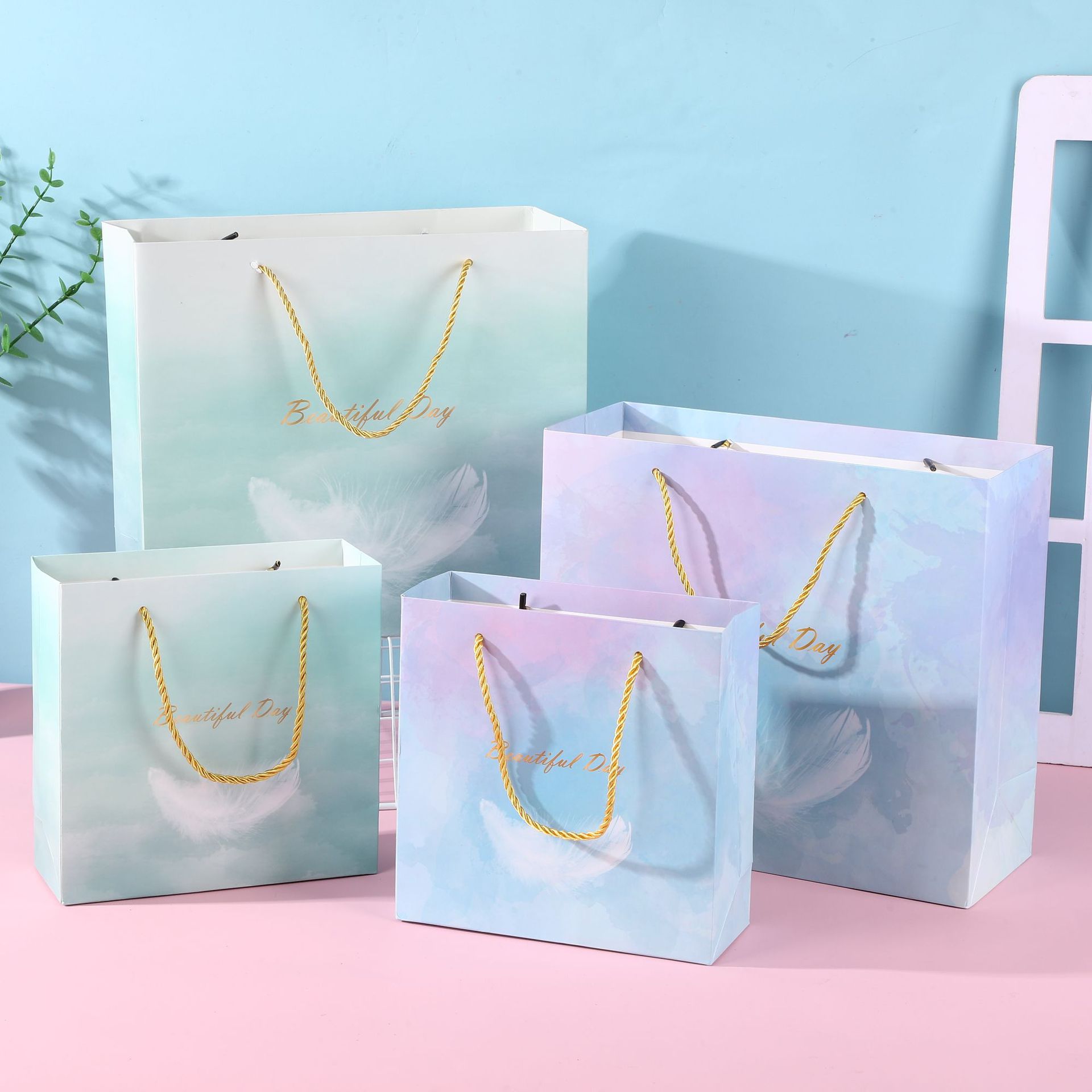 White Card Handbag Business Holiday Gift Bag Clothing Cosmetics Packaging Bag Feather Style Teacher's Day Gift Bag