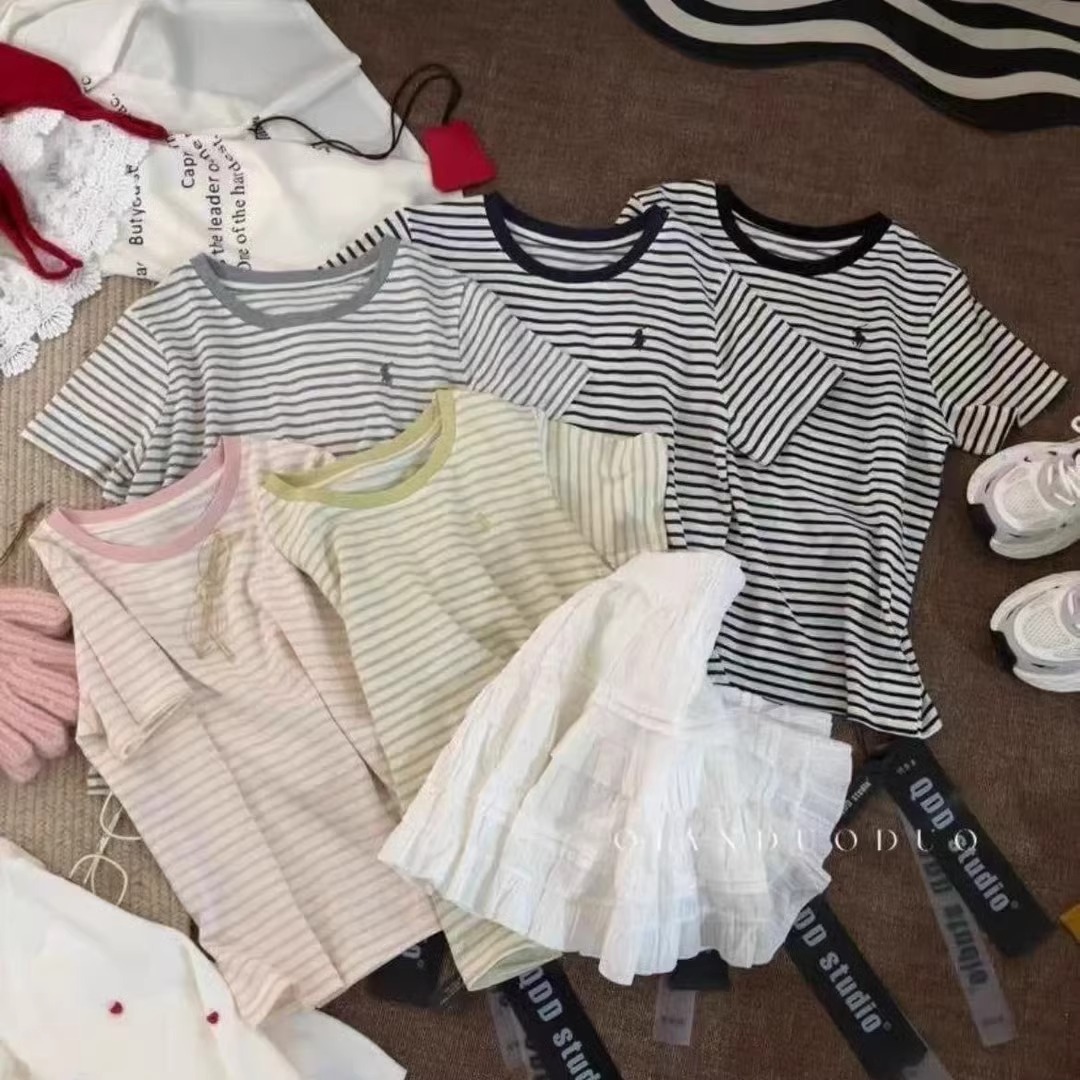 Picture of 2025 Spring and Summer New Contrast Color Striped Small Size Embroidered Short-sleeved T-shirt Women's Korean-style Loose Base Shirt A3422