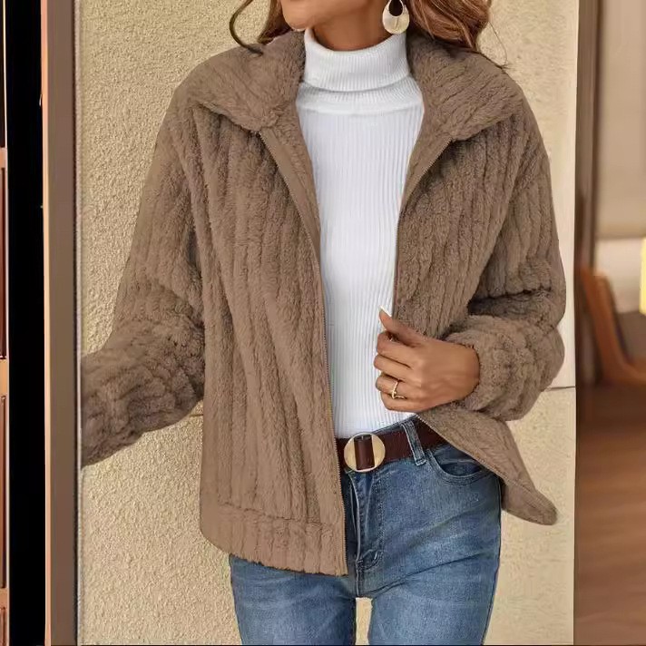 Picture of 2024 Cross-border New Fall/Winter Plush Cardigan Lapel Short Jacket