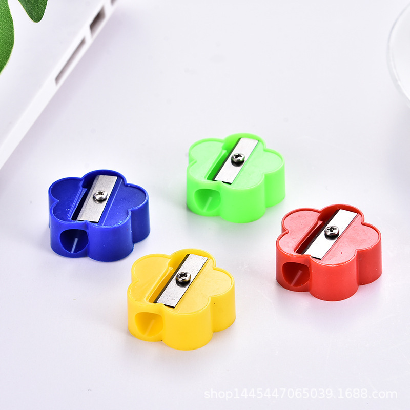 Picture of Mini Single Hole Multi-Color Small Pencil Sharpener Small Pencil Sharpener for Kidsren Primary School Students Pencil Sharpener Manual Plastic Pencil Sharpener