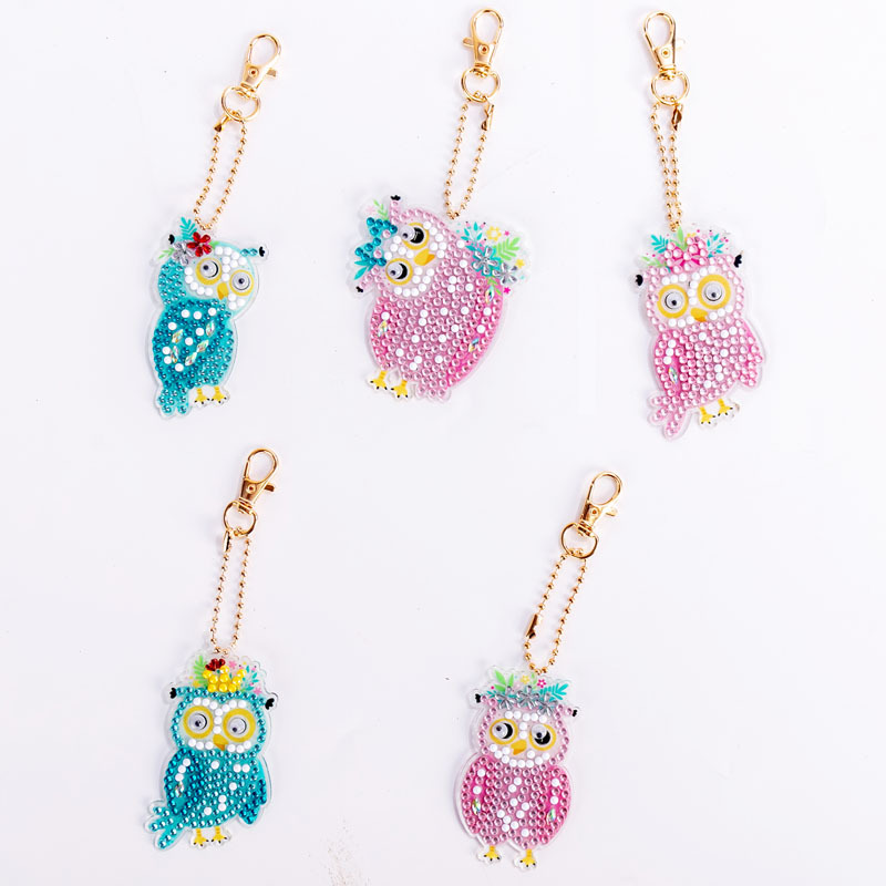 Picture of Creative DIY Keychain Diamond Painting Cartoon Bear Handmade Bag Car Decorations Small Pendant Spot Supply