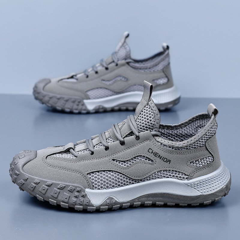 Labor Protection Shoes Men's Anti-smashing and Anti-piercing Summer Breathable Lightweight Workers Shoes Insulated Toe Work Shoes Odor-proof Old Protection Shoes