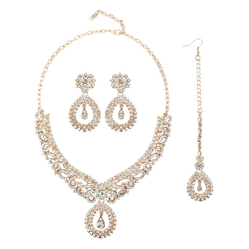 European and American Accessories Exaggerated Retro Necklace Set Women's Luxury Crystal Banquet Dress Accessories Clavicle Chain Three-Piece Set