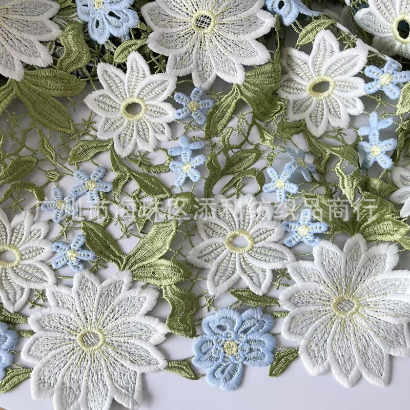 Picture of Heavy Industry Fashionable Multi-color Cut Out Daisy Lace Embroider Full Water-soluble Lace Designer Dress Suit Cloth