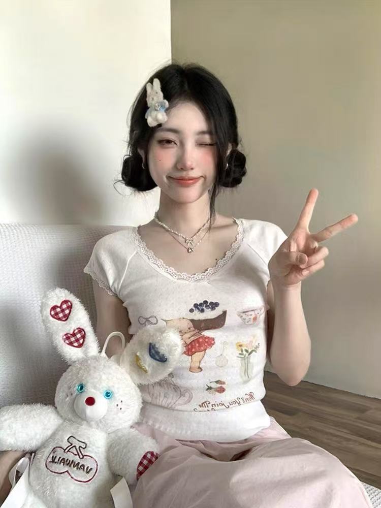 Lace lace sweet cute front shoulder V-neck short sleeve T-shirt women's summer slim slim pure desire hot girl cropped top