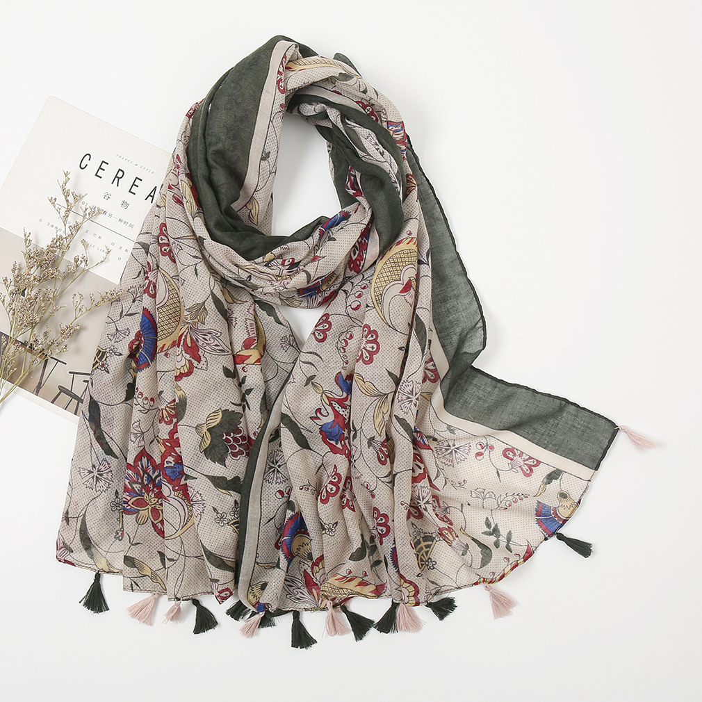 Picture of New Artistic Fresh Cotton and Linen Retro Tassel Scarf Women's Printed Beautiful Silk Scarf Japanese Sunscreen Shawl