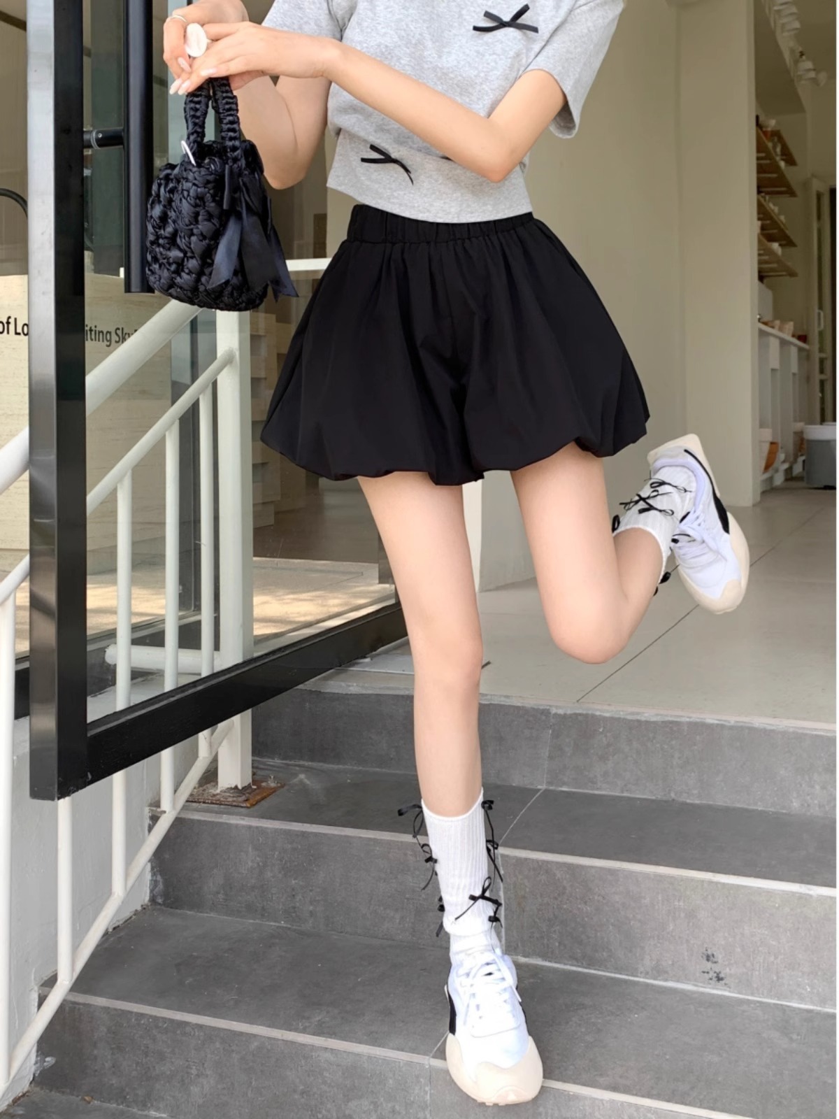 Korean Style Flower Bud Puffy All-match Shorts Women's Summer 2024 New Style Small Black High Waist Wide Leg Casual Pants