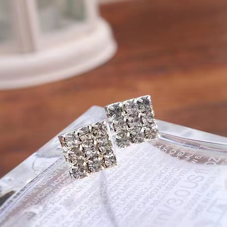 Korean style jewelry earrings simple temperament square earrings shiny rhinestone earrings South Korea jewelry wholesale