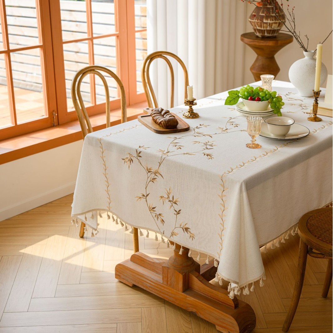 Picture of Rectangular Dining Table Fabric European-style Simple Embroidered Tablecloth Cotton and Linen Artistic Courtyard Outdoor Dining Table Mat Dust-proof and Dirty-resistant