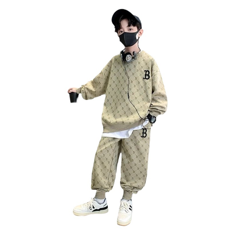 Boys' Korean style fashionable suit 2024 Spring and Autumn new children's western style letter printed top casual pants two-piece set