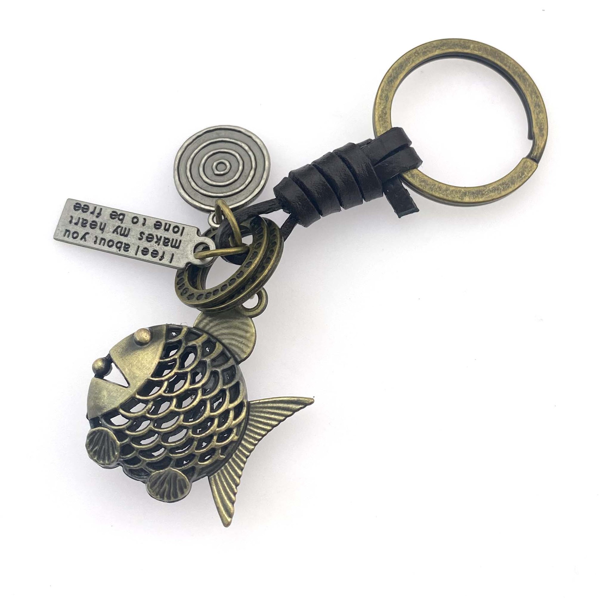 Simple Fish Pendant Vintage Personalized Car Cowhide Keychain Hanging Creative Pendant Hand-woven Accessories