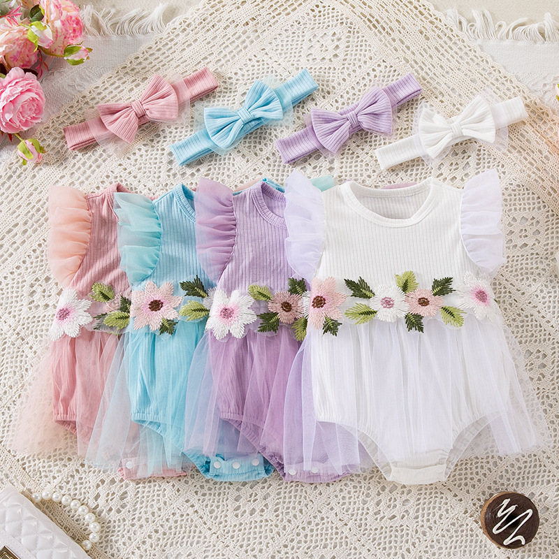 Picture of Factory Direct supply new baby girl mesh romper dress Western style cute small flower flying sleeve jumpsuit hair accessories suit