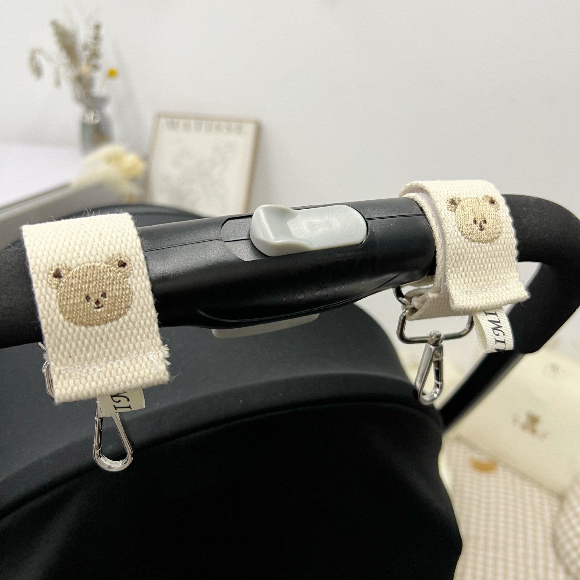 Ins New Korean Style Strong Velcro Firm Cute Multi-function Load-bearing Bag Universal Baby Stroller Hook