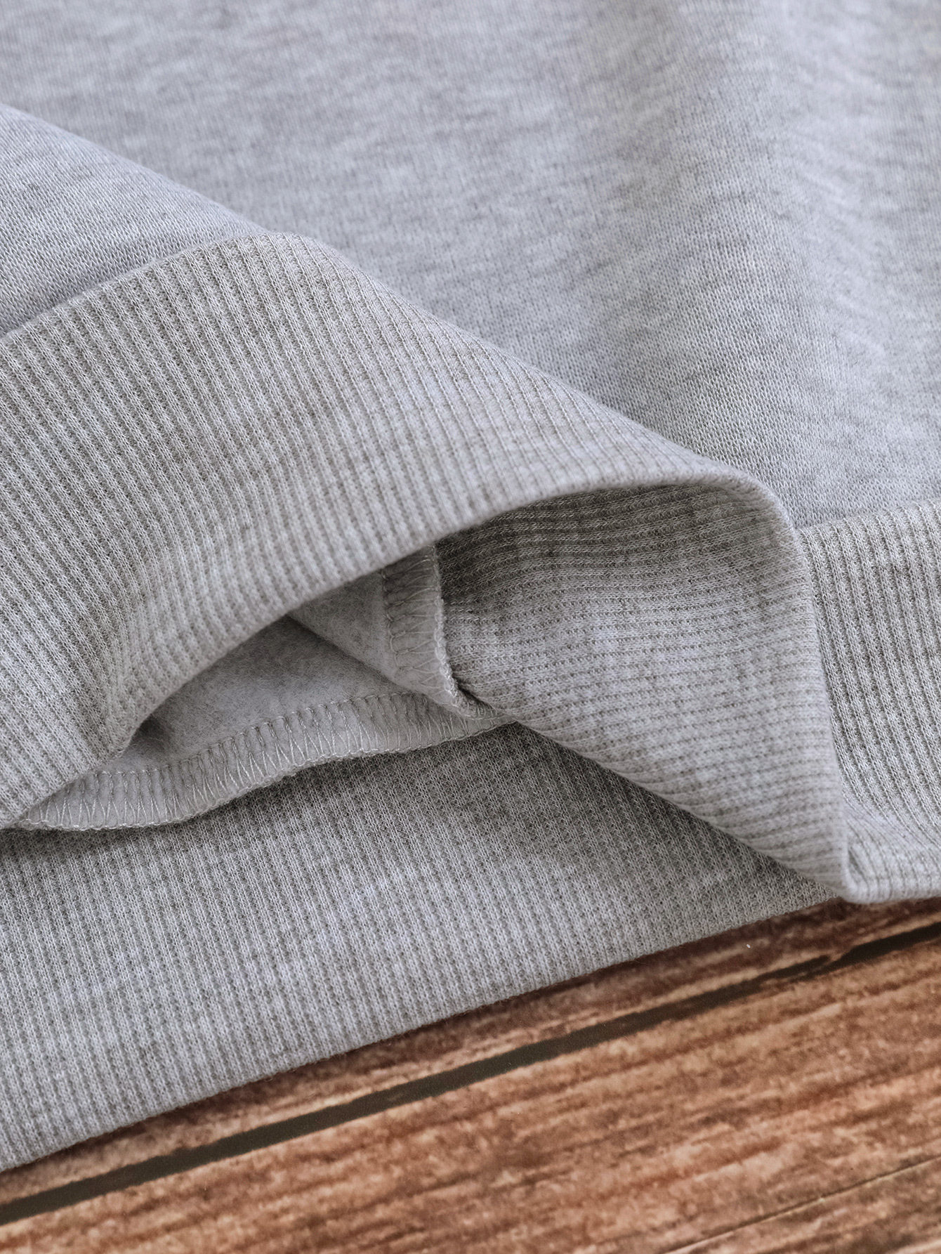 Picture of Amazon spring and autumn women's back bag collar fleece-lined sweater crew neck letter printing foreign trade sweater explosions women