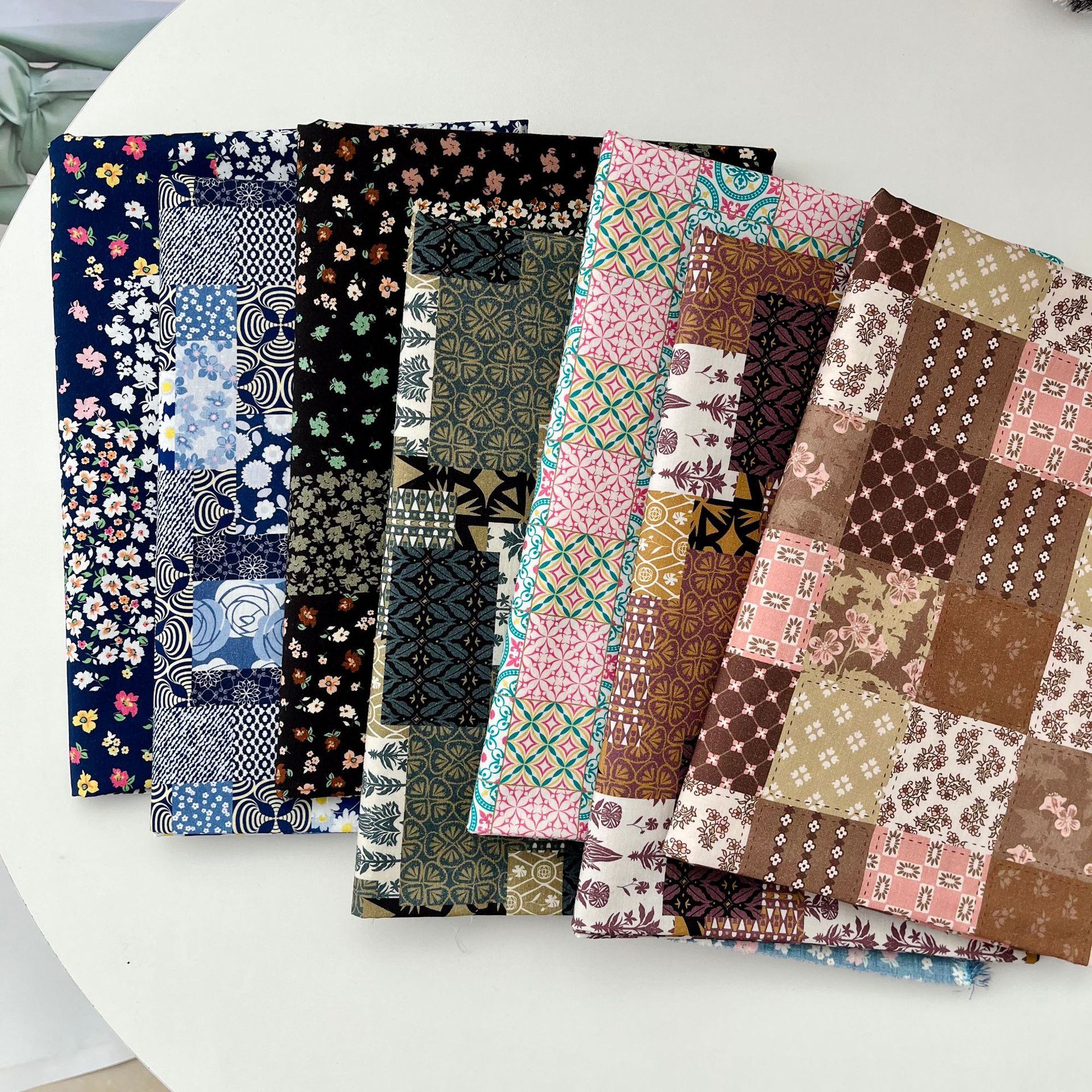 Picture of Cotton 60-Count Poplin Digital Printing Ethnic Style Patchwork Bags Cheongsam Dress Home Wear Fabric