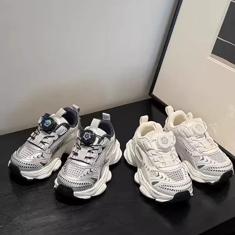 Picture of 2025 Spring and Autumn New Swivel Buckle Boys Lightweight Breathable Mesh Sneakers Girls Baby Daddy Running Shoes