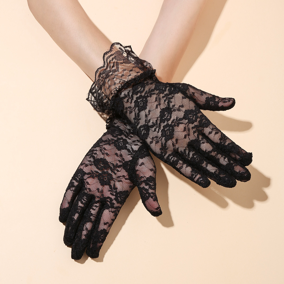 Wedding gloves bridewoman black lace short French elegant vintage princess wedding dress matching ornaments