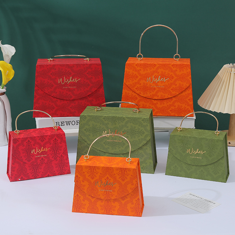 Trapezoidal Portable Wedding Candy Packaging Box, High-End Light Luxury Holiday Gift Box, Wedding Bridesmaid Souvenir Gift Box