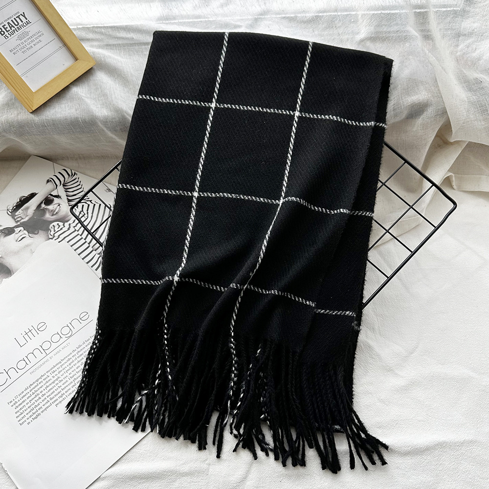 Picture of New Black and White Plaid Scarf Women's Korean Style Winter Warm All-match Imitation Cashmere Scarf Shawl High-end Couple Scarf