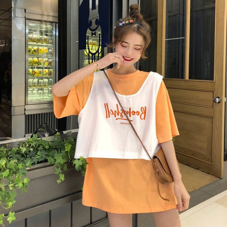 New style embroidered age-reducing cute artistic casual letter loose vest + short-sleeved T-shirt two-piece set for women Summer Suit