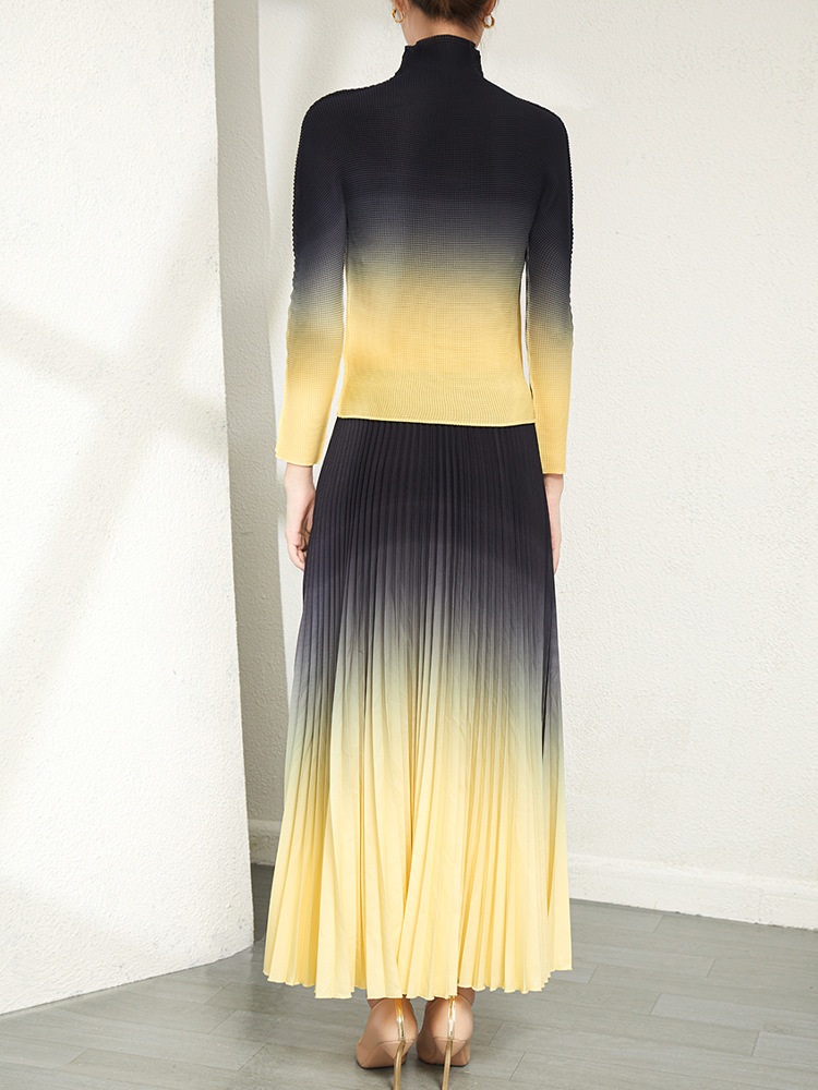 Picture of Miyake Women's Pleated Printed Two-Piece Set Women's Spring High Waist Slim Pleated Skirt Fashionable Gradient Easiest for Match Suit