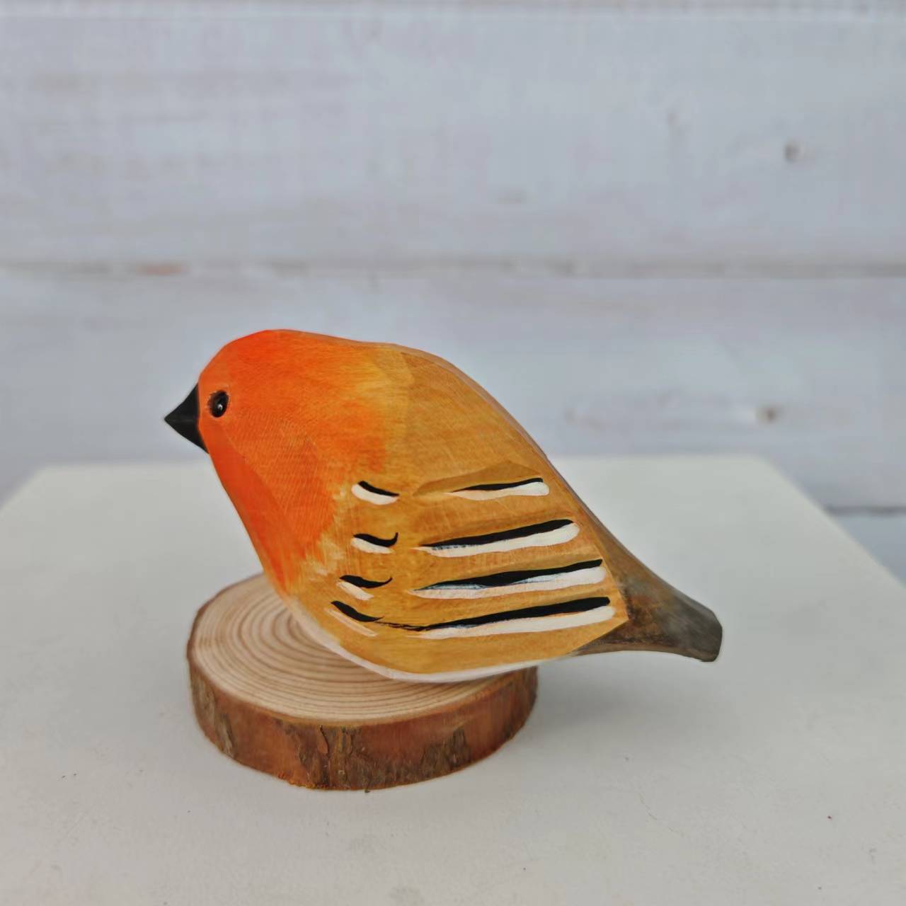 Picture of Bird Wood Carved Ornaments Cute Children's Toys Birthday Gift Hand Carved Colored Healing Desktop Ornaments Animals
