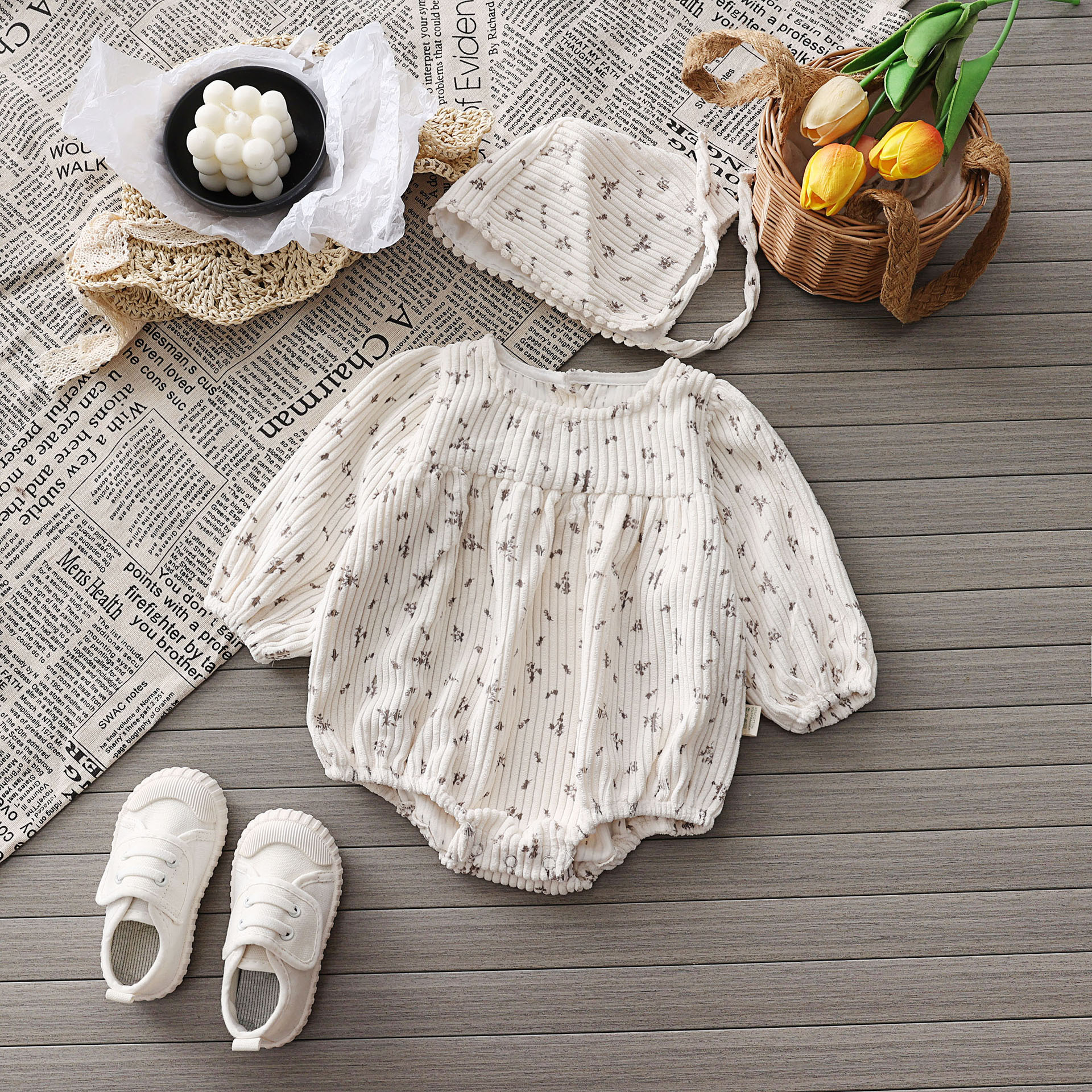 Picture of 2023 Spring and Autumn Baby Girl Corduroy Bubble Small Floral Long-Sleeved Triangle Climbing Suit Baby Girl's Pure Cotton Jumpsuit