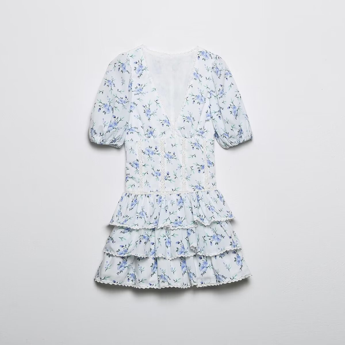 Picture of Cross-Border Wholesale 2024 Summer New Sweet V Neck Printed Cake Skirt Small Fresh Lace Splicing Dress for Women