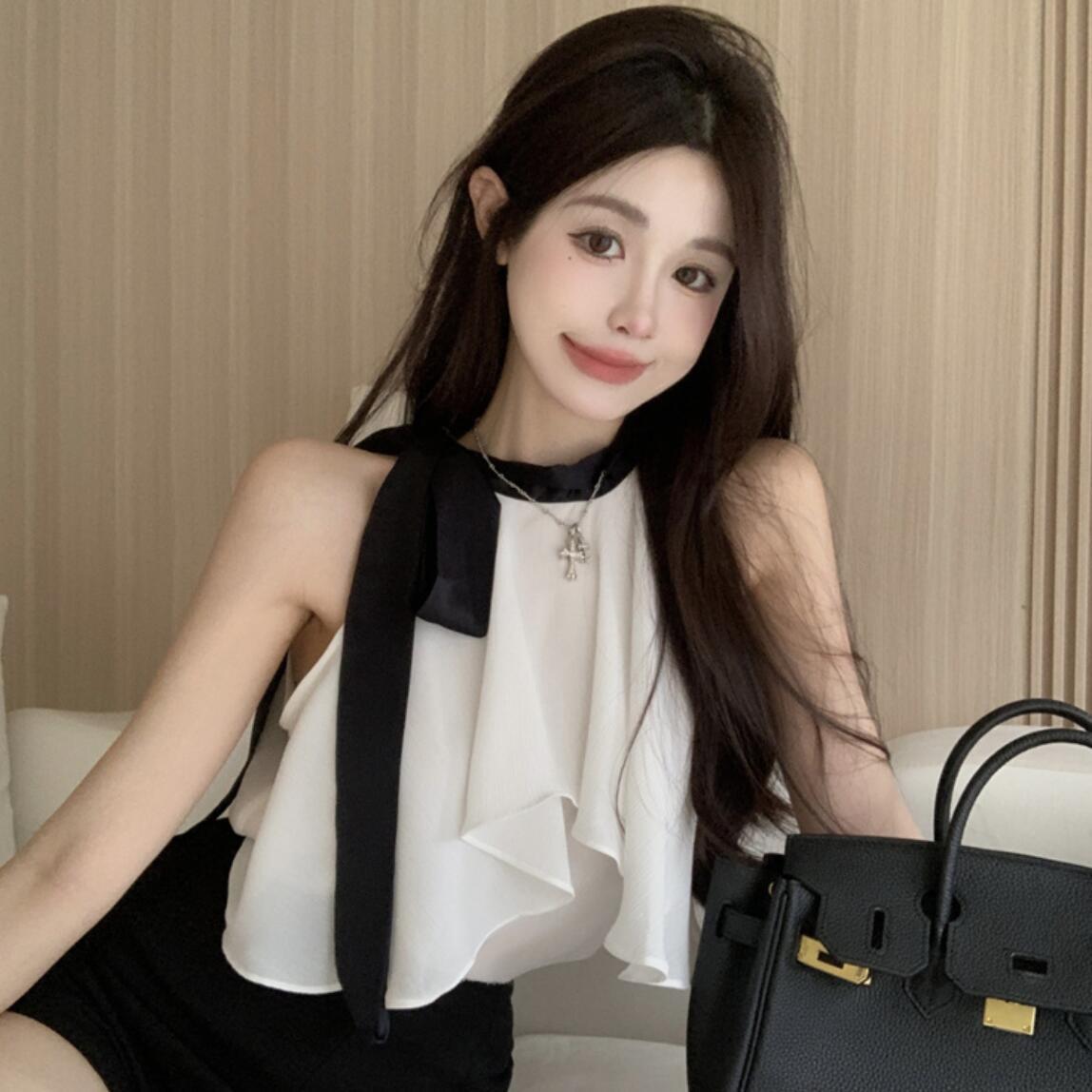 Picture of Women's chiffon shirt Korean-style round neck lace-up bow sleeveless sexy shirt summer fashion loose slimming top fashion