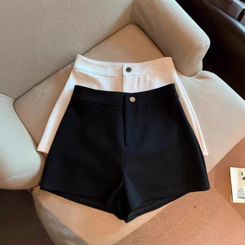 2025 Spring and Summer Lower Body Missing Tight Elastic High Waist Slimming Look A-Line Black Sexy Hot Pants Shorts for Women