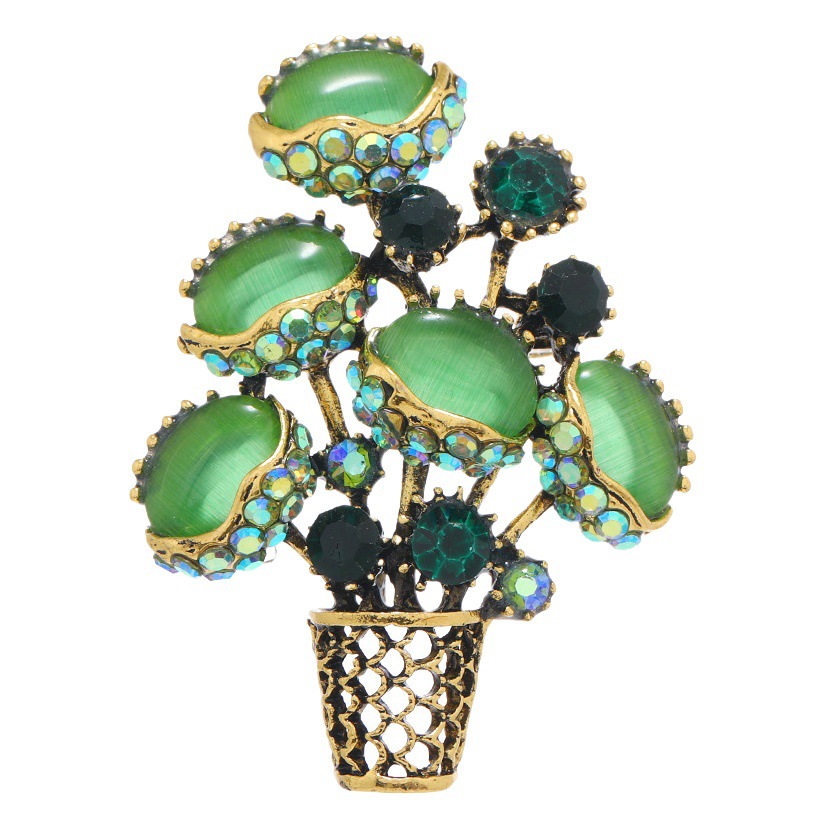 Creative Cat's Eye Stone fly flies grass brooch fashion Plant Lady coat coat accessories pin vintage diamond jewelry
