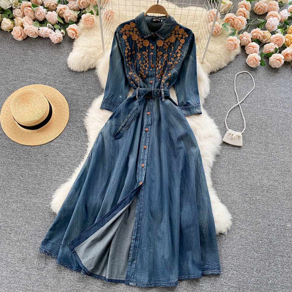 Cross-border Hong Kong Style Retro Heavy Industry Embroidery Design Sense Niche High-end Socialite Temperament Single-breasted Denim Dress Women