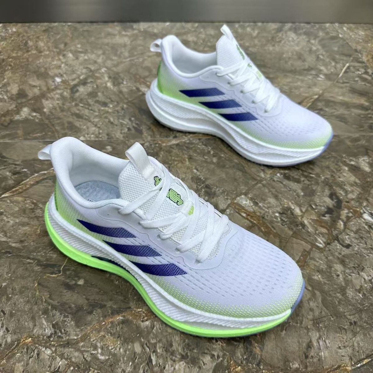 Autumn New Men's Shoes, Casual Shoes, Comfortable Sports Shoes, Running Shoes, Korean Style Mesh Shoes, Men's Fashionable and Trendy Shoes