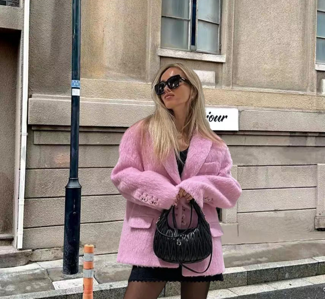 Picture of 2024 European and American cross-border AliExpress Spring and Autumn New elegant single-breasted lapel plush women's overcoat coat