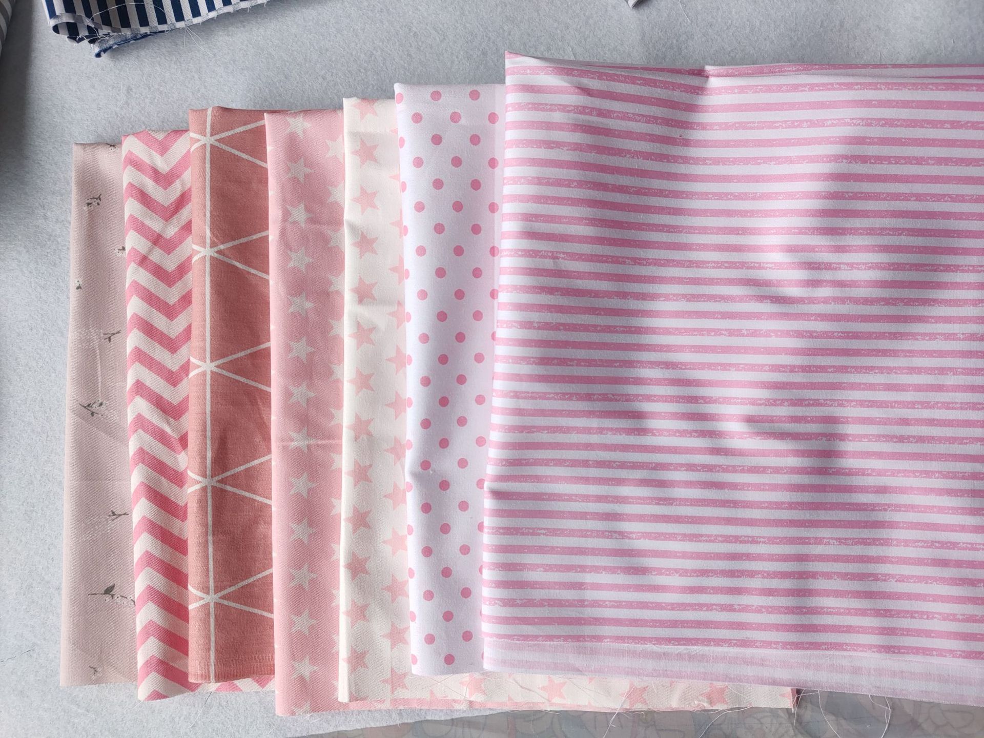 Picture of European Nordic handmade DIY patchwork twill fabric baby cotton printed cotton fabric group 25cm80cm