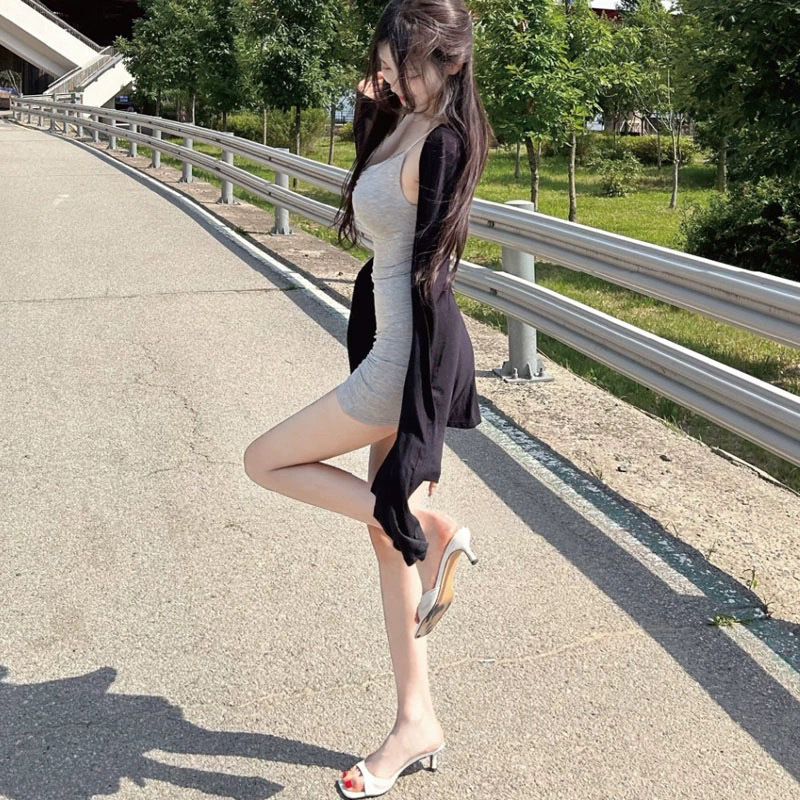 Picture of South Korea Dongdaemun New Comfortable Lazy ~ Simple Feminine Sunscreen Long Thin Cardigan Air-conditioning Shirt se