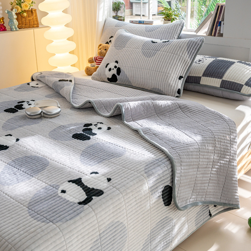 Picture of Milk Velvet Bed Cover Three-Piece Set, Class a Maternal and Infant Grade, Autumn and Winter Single Quilted Non-Slip Bed Sheet, Coral Velvet Kang Cover, Thickened