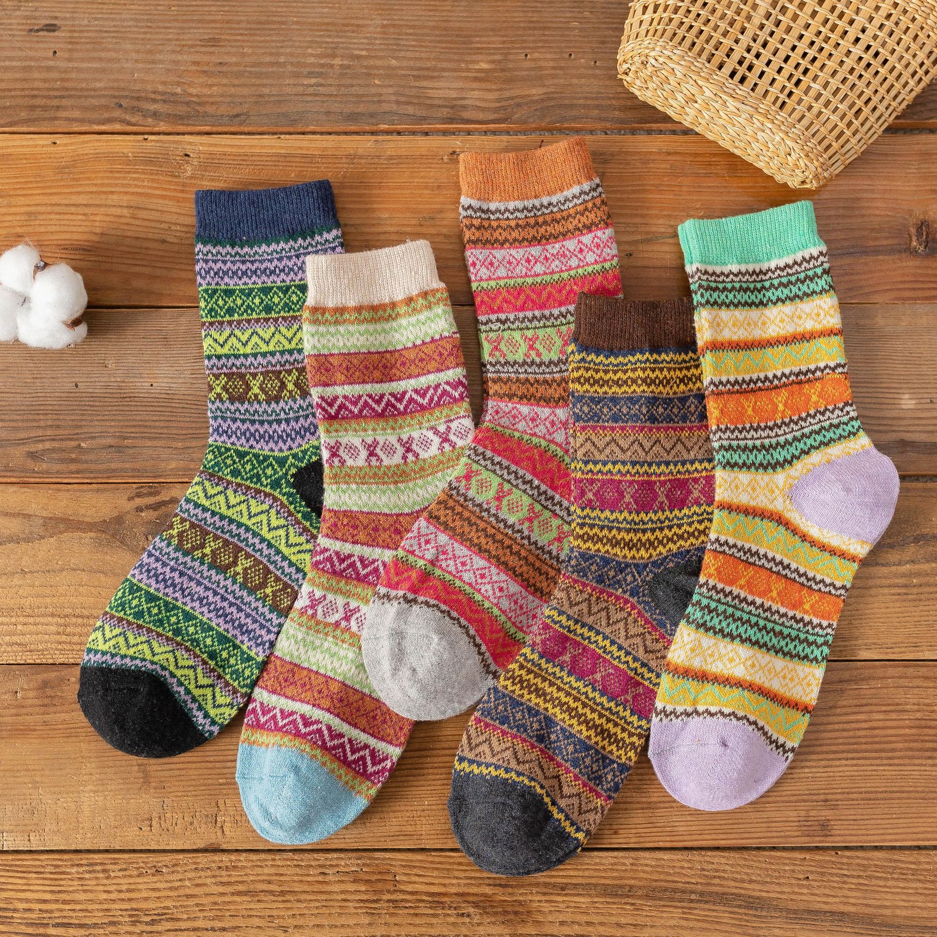 Amazon autumn and winter new women's striped flower double-way vintage rabbit wool socks women's ethnic style warm socks