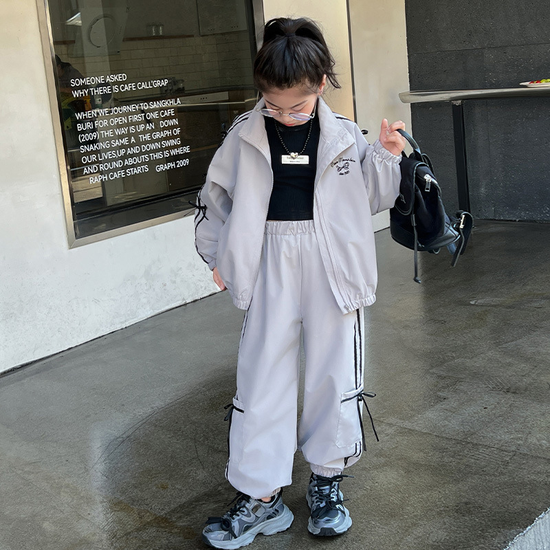 Picture of Girls' suit 2025 Spring and Autumn New Children's Korean-style Jacket Casual Pants Trousers Autumn Two-piece Set
