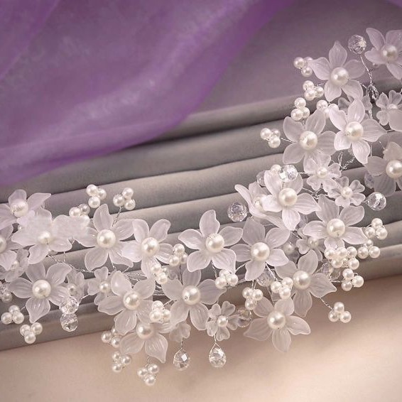 Picture of Bridal Flower Head Flower Hand-woven Crystal Headwear Korean Pearl Wedding Headwear Wedding Hair Accessories Wholesale