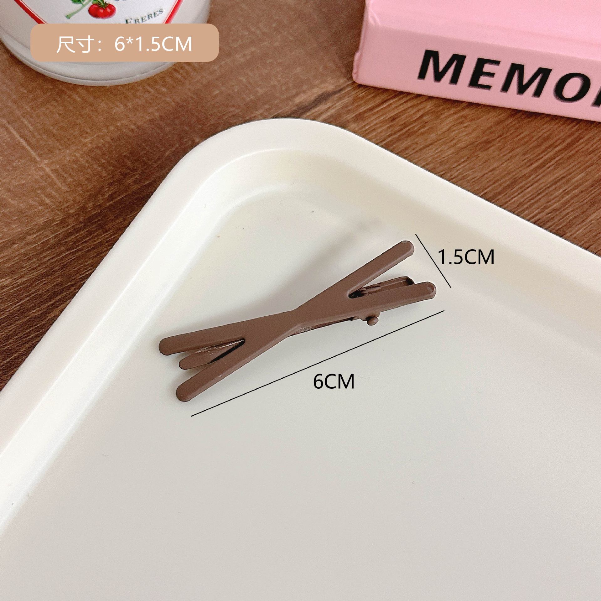 Picture of milk brown Seamless Hairpin Women's Side Fringe Clip Headwear High-grade Broken Hair Hairpin Metal One-character Clip Side Clip