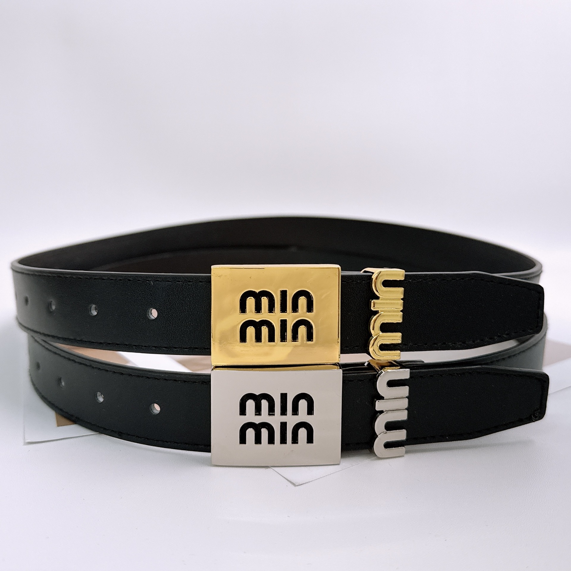 High-End Light Luxury Letter Buckle Women's Decorative Belt High-End Fashion with Suit Jeans Women's Decorative Belt
