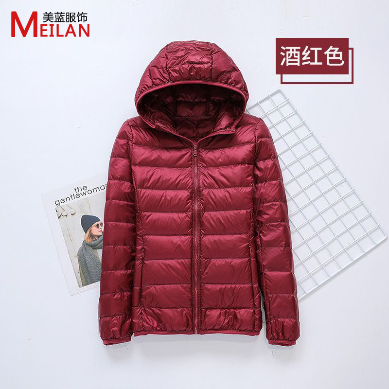 Picture of Women's down Jacket 2025 New Short Style Lightweight Thickened Warm Slim Fit Korean Style White Duck down Fashion Coat Wholesale