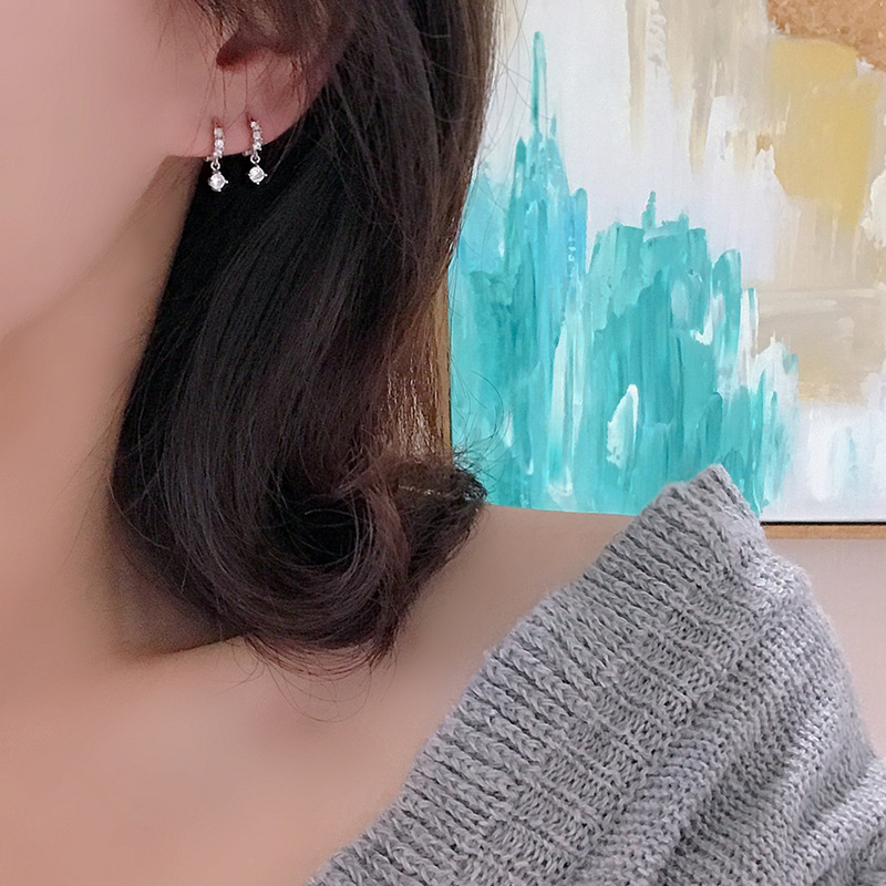 Picture of Mini Rhinestone Ear Ring Women's Full Diamond Row Diamond Small Circle Thin Ear Buckle Ear Bone Ring Earrings Simple All-match Elegant
