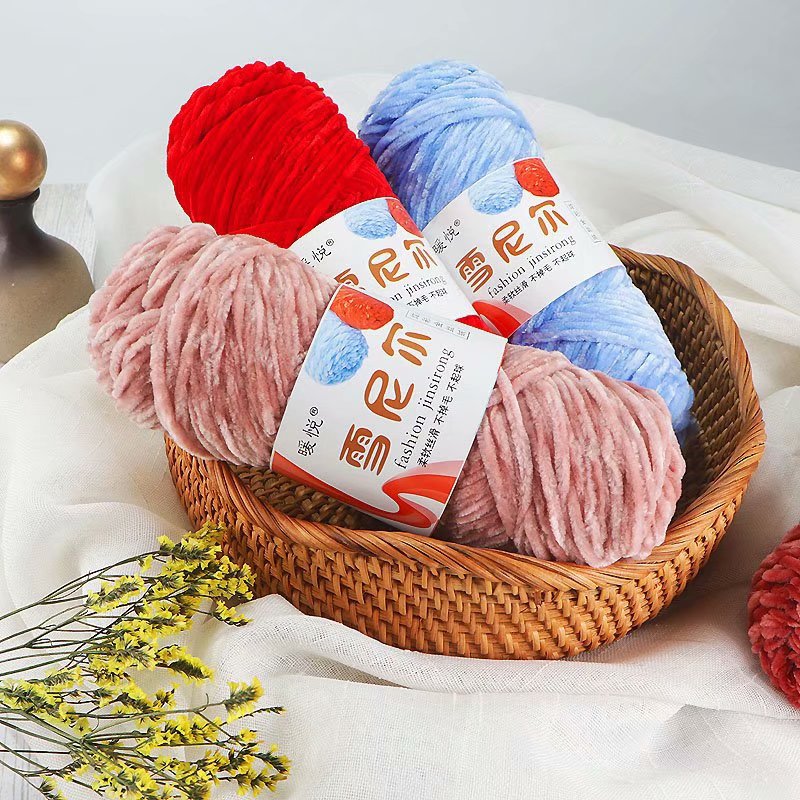 Warm Yue chenille gold velvet hand-woven diy scarf thick thread violent bear material package crochet slippers thread
