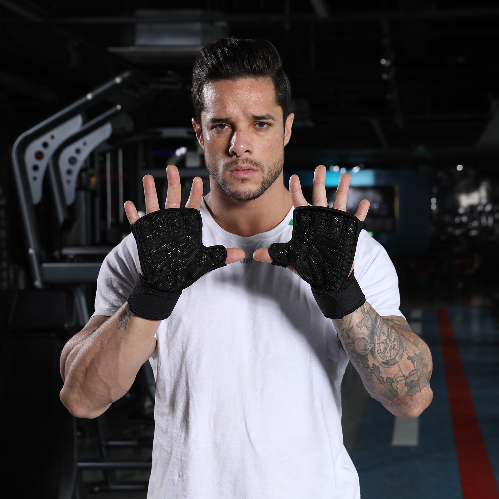 Cross-border outdoor weightlifting gloves Palm protection dumbbell fitness protective gear weightlifting wristband riding wristband half finger gloves