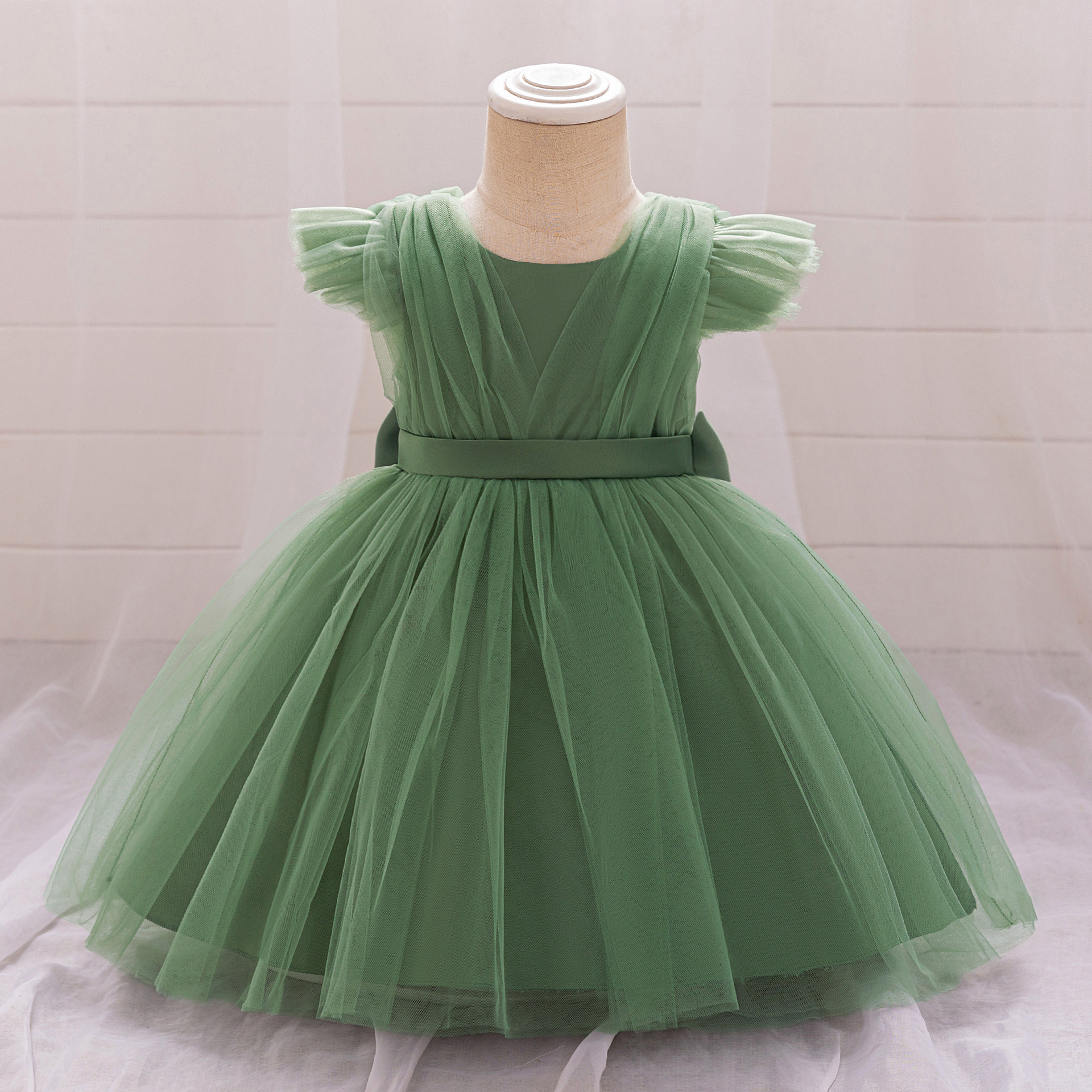 Picture of Cross-border Children's Princess Dress Small Flying Sleeves Flower Children's Puffy Mesh Girls' Dress Baby's One-year-old Wash Party Dress