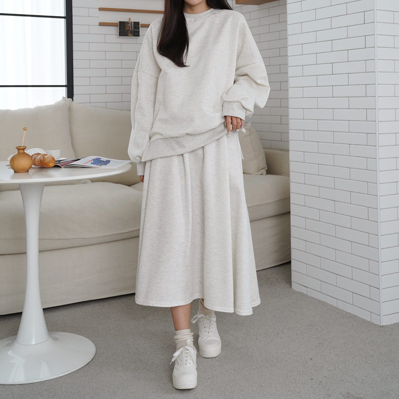 This year's popular two-piece dress 2023 new casual little tea department wear early autumn wear with a complete set